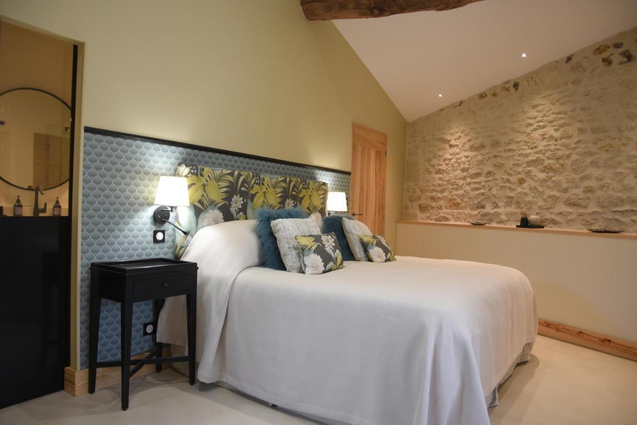 Girauderies Chambres D'Hotes/B+B Floirac  Экстерьер фото